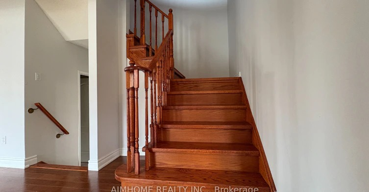 90 Briarhall Crescent, Markham, ON, L6C 2C7 - 11