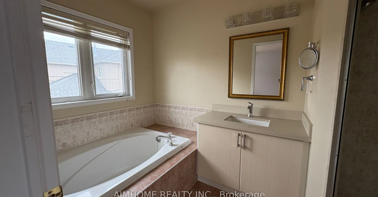 90 Briarhall Crescent, Markham, ON, L6C 2C7 - 18