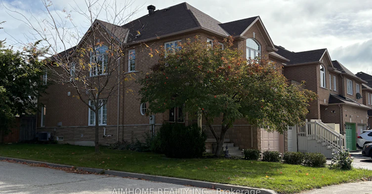 90 Briarhall Crescent, Markham, ON, L6C 2C7 - 2