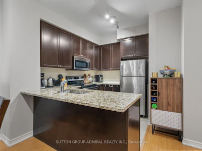 215-9255 Jane Street - 4
