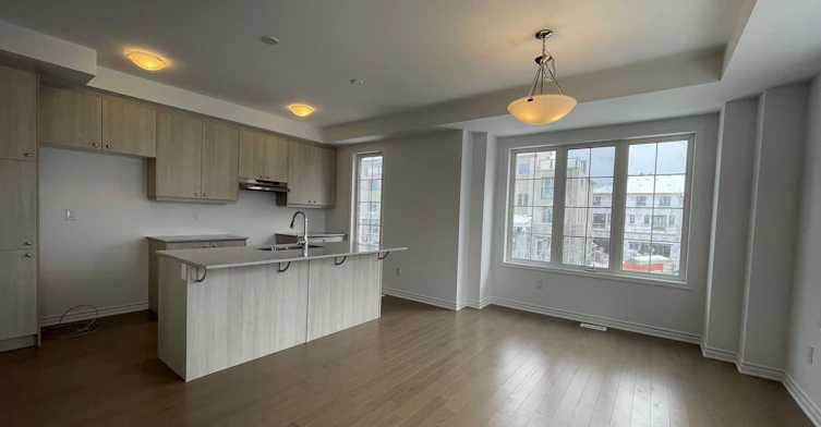 76 Greenridge Crescent, Markham, ON, L6C 3M1 - 9