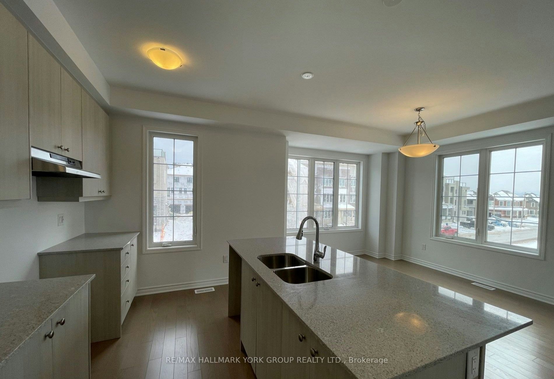 76 Greenridge Crescent, Markham, ON, L6C 3M1 - 6
