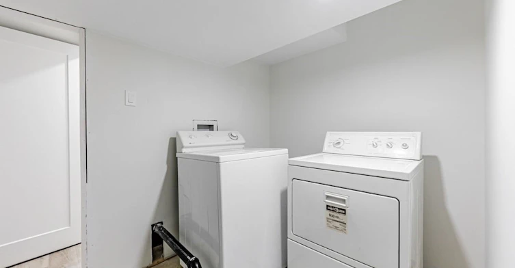 BSMT-71 Crystal Drive, Richmond Hill, ON, L4C 7Y7 - 10
