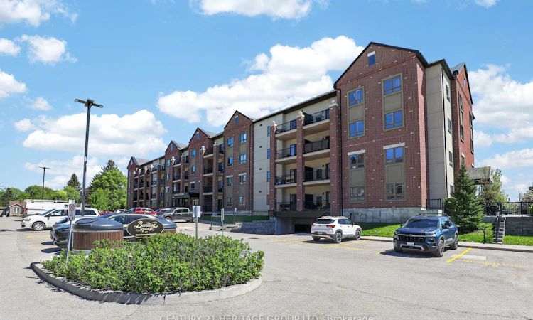 410-161 Wellington Street E