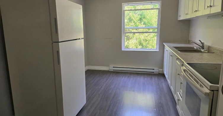 2-22 Centre Street, Aurora, ON, L4G 1J6 - 12
