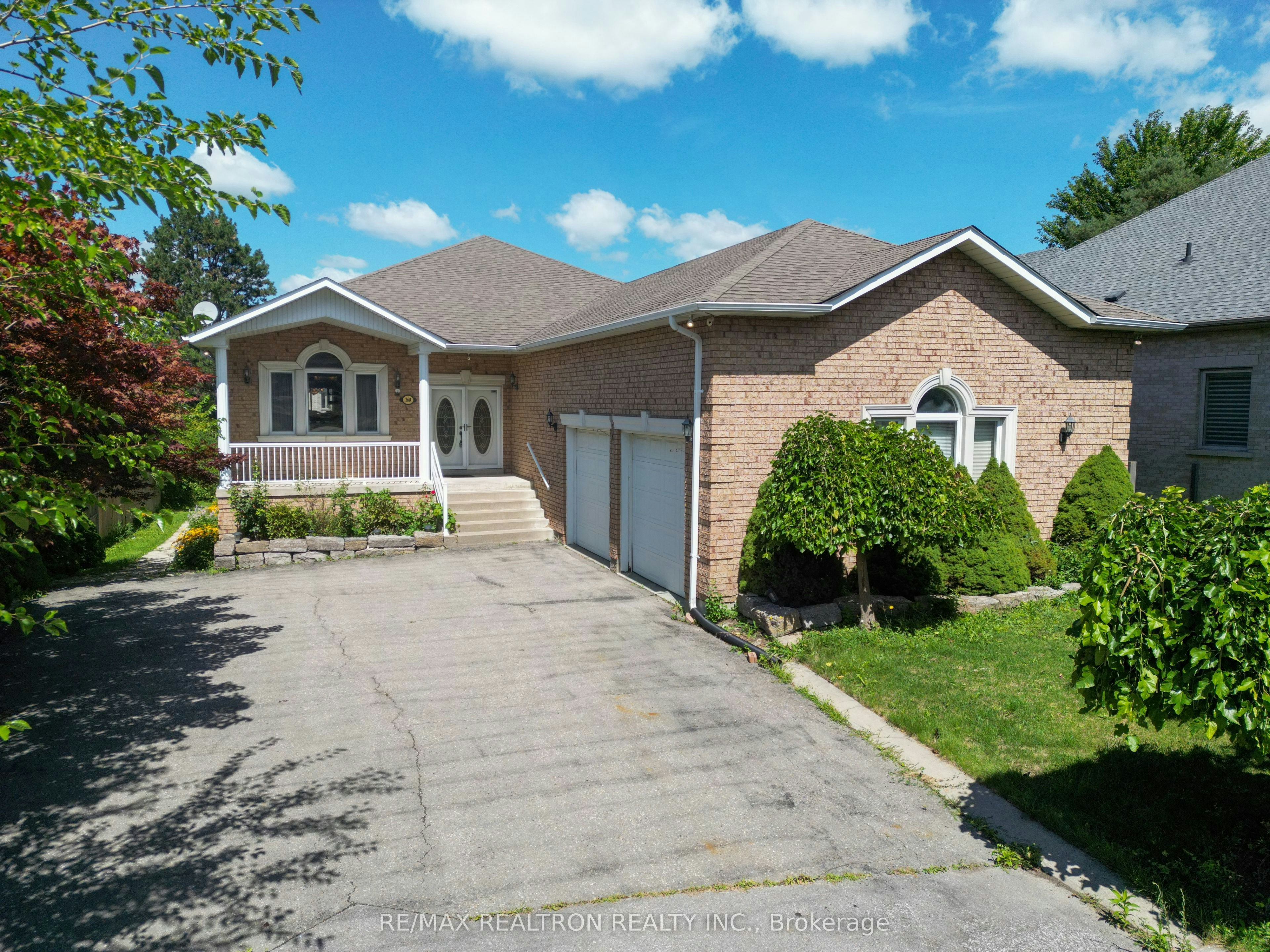 36A Puccini Drive, Richmond Hill, ON, L4E 2Y3
