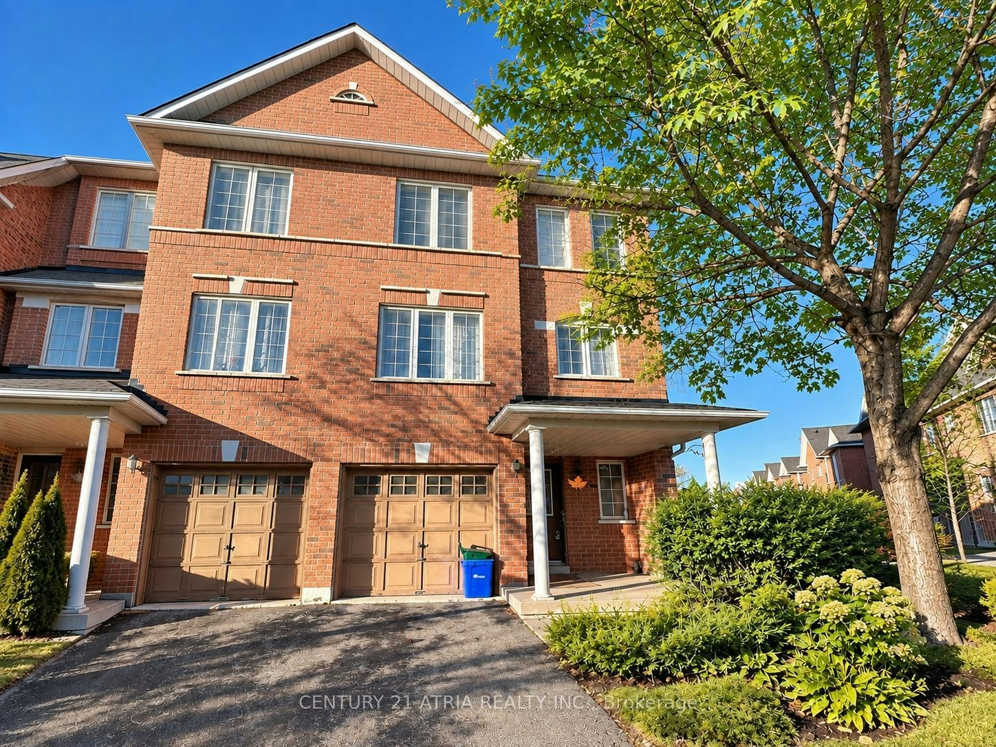 28 Interlacken Way, Markham, ON, L3R 5H9