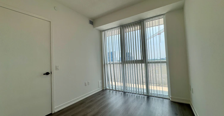 811-28 Interchange Way, Vaughan, ON, L4K 0P8 - 13