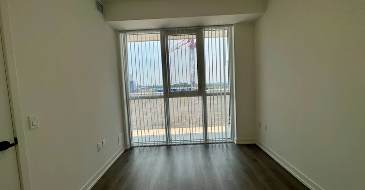 811-28 Interchange Way, Vaughan, ON, L4K 0P8 - 14