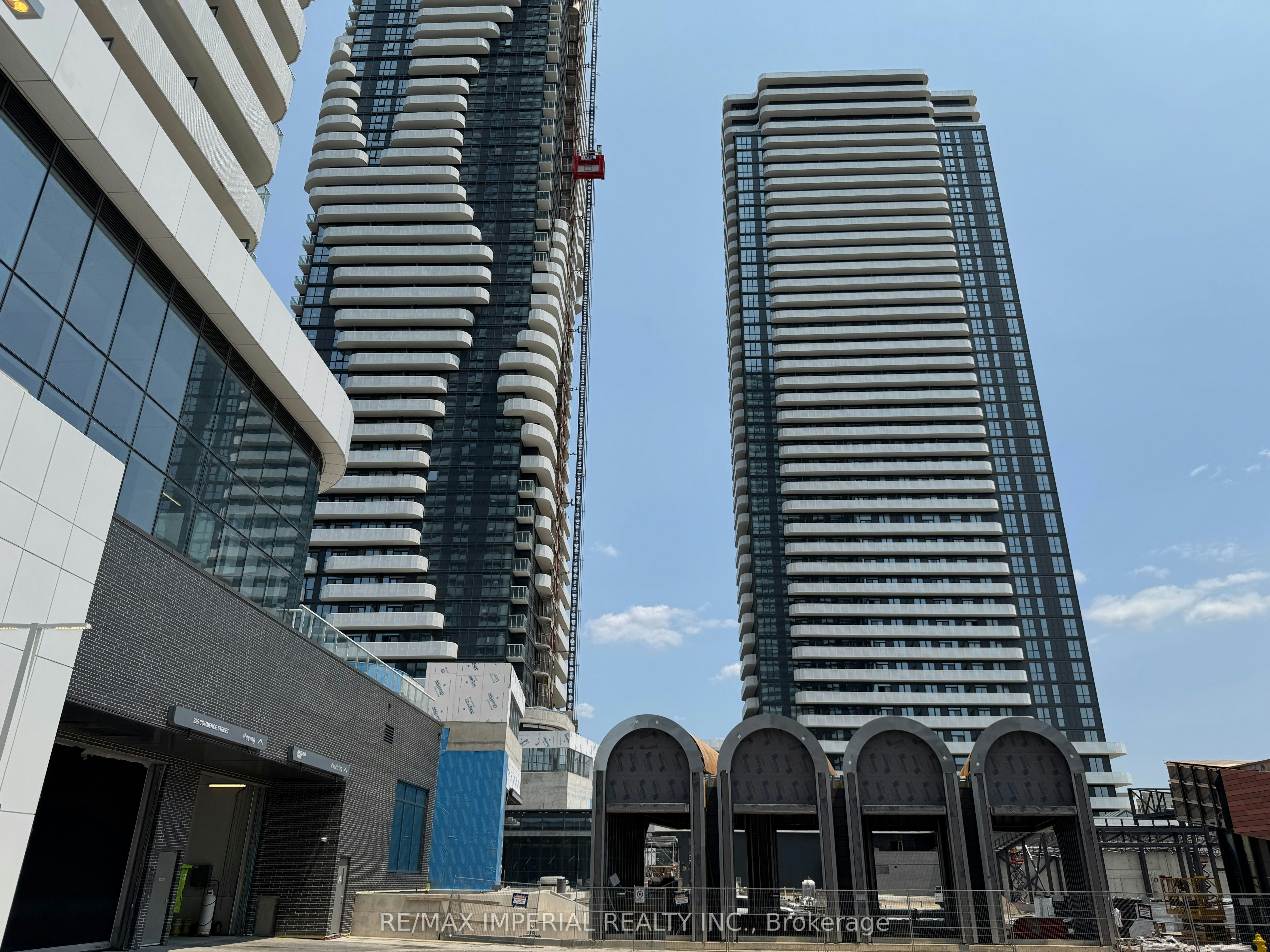 811-28 Interchange Way, Vaughan, ON, L4K 0P8