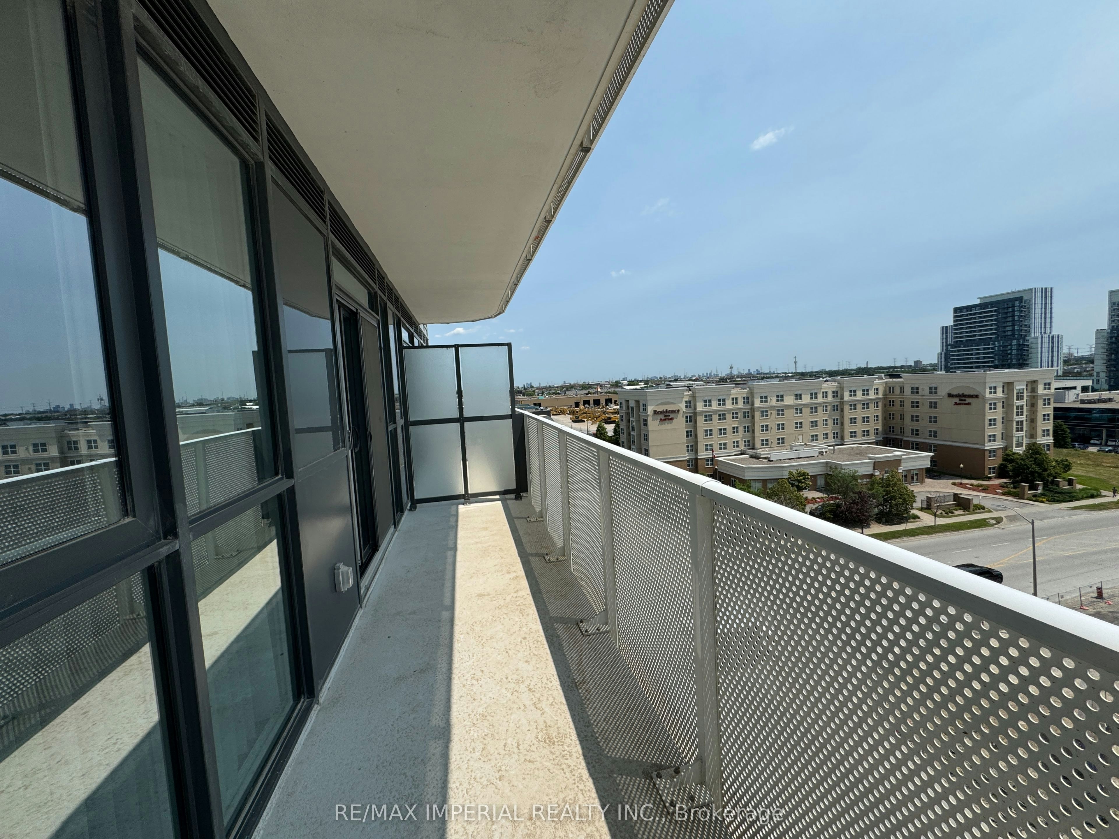 811-28 Interchange Way, Vaughan, ON, L4K 0P8 - 18