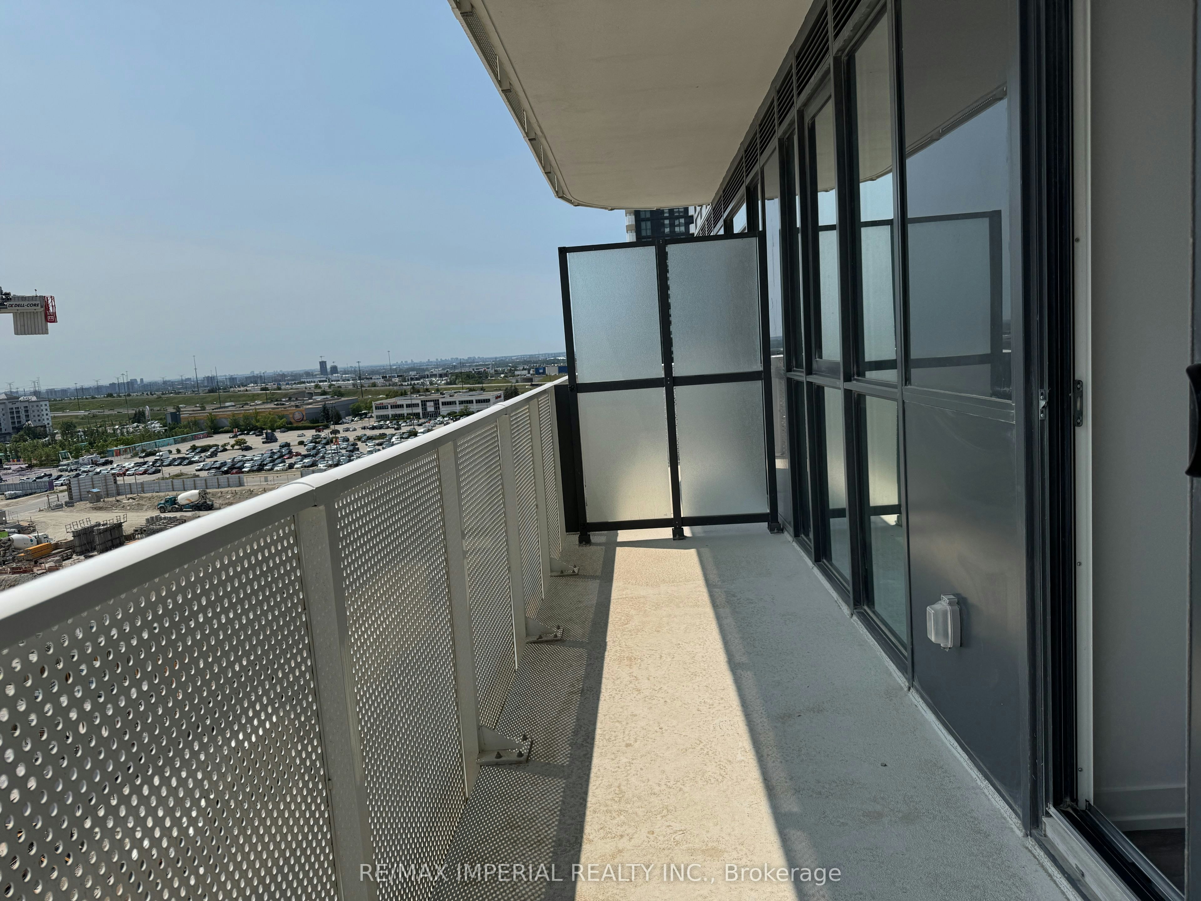 811-28 Interchange Way, Vaughan, ON, L4K 0P8 - 17