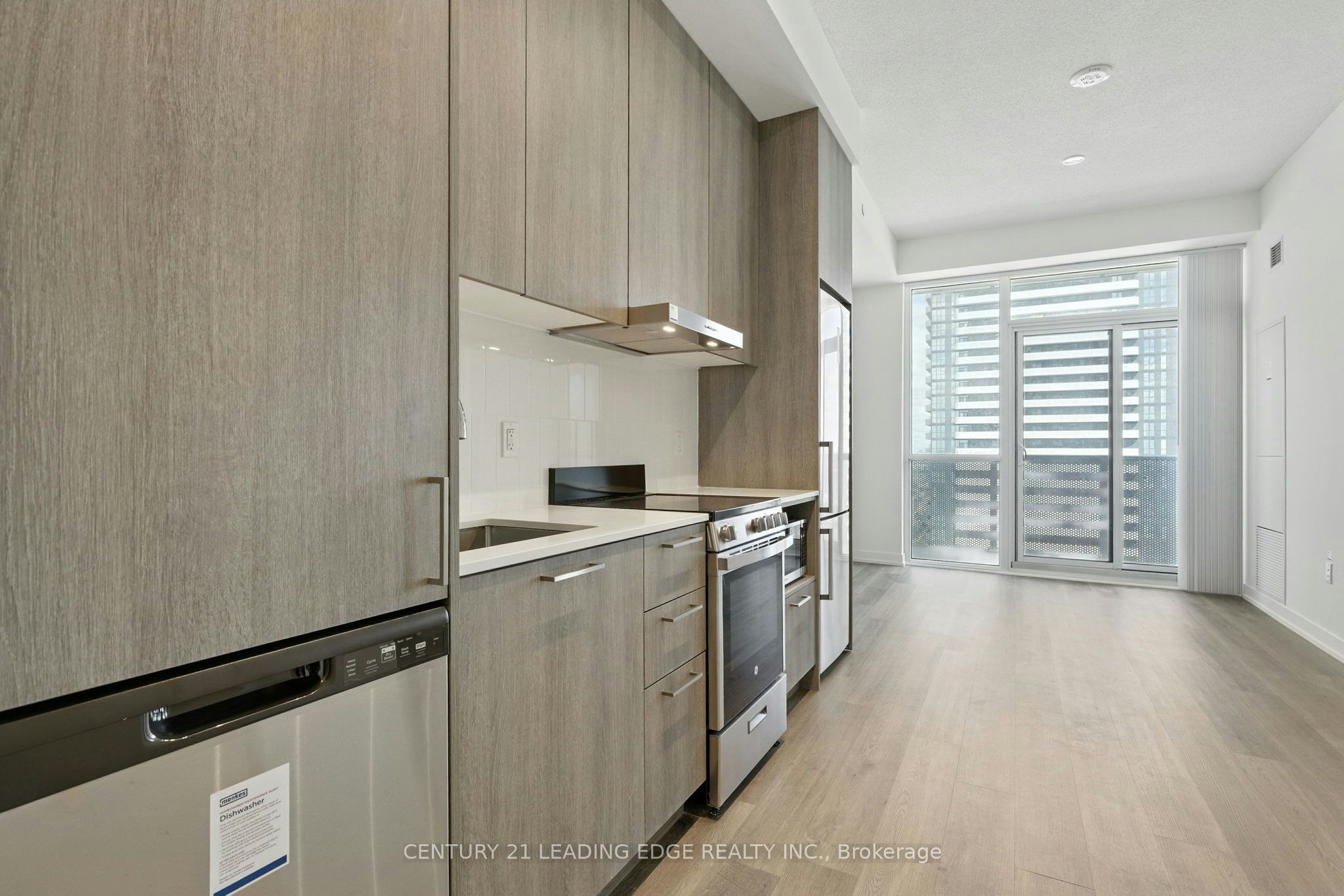 3217-195 Commerce Street, Vaughan, ON, L4K 0P9 - 2