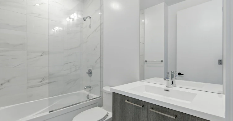 3217-195 Commerce Street, Vaughan, ON, L4K 0P9 - 12