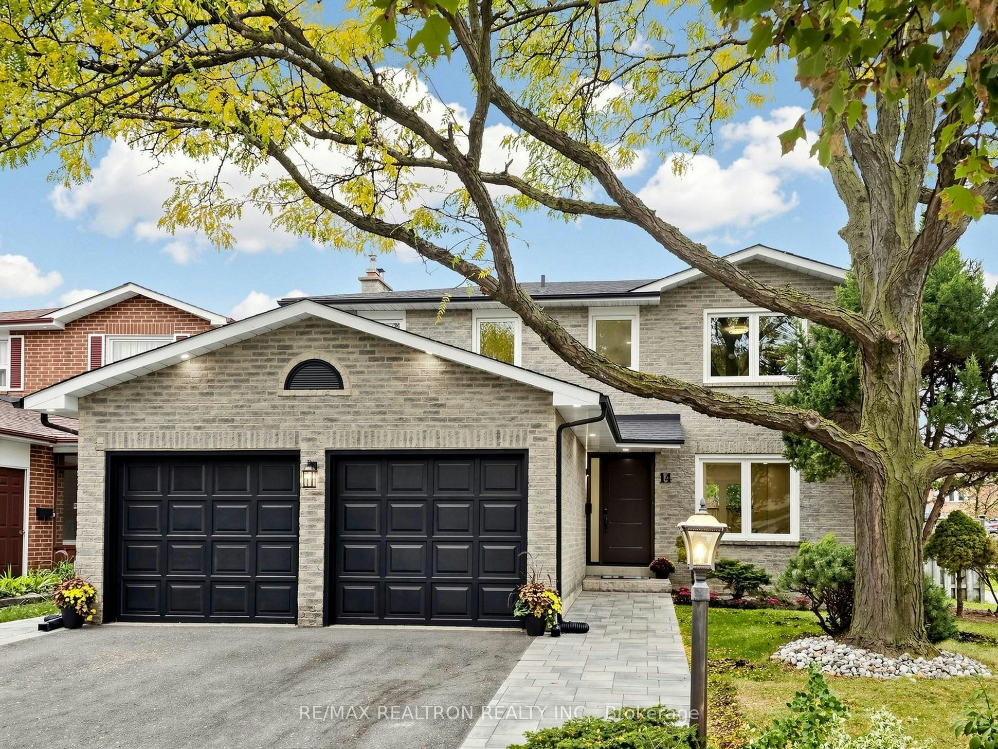 14 Lund Street, Richmond Hill, ON, L4C 5V7