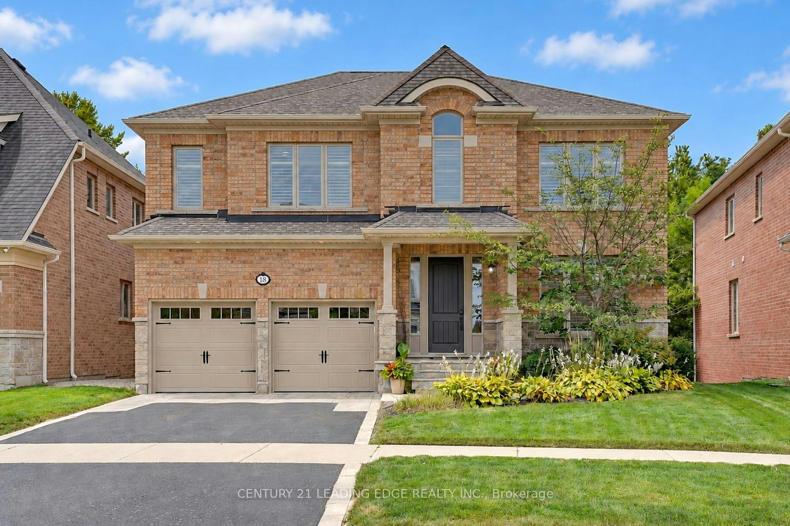 18 Pheasant Drive, Richmond Hill, ON, L4E 0T5
