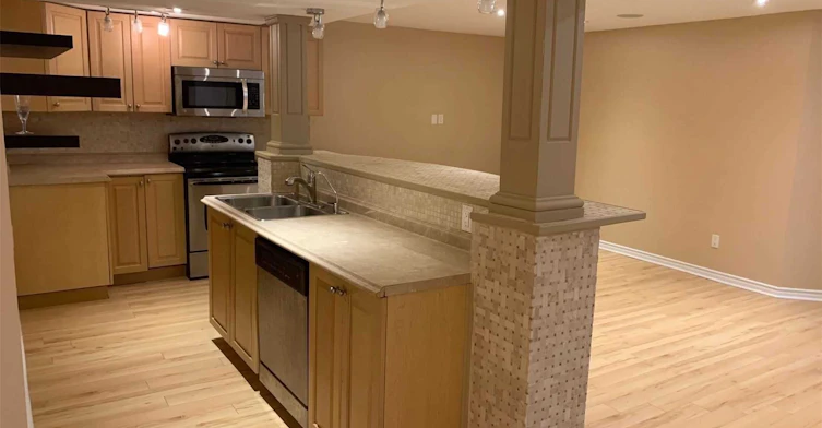 145 Old Colony Road, Richmond Hill, ON, L4E 5C7 - 11
