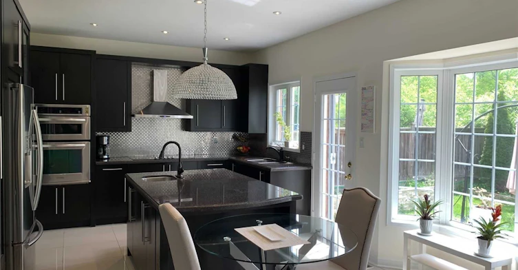 145 Old Colony Road, Richmond Hill, ON, L4E 5C7 - 5