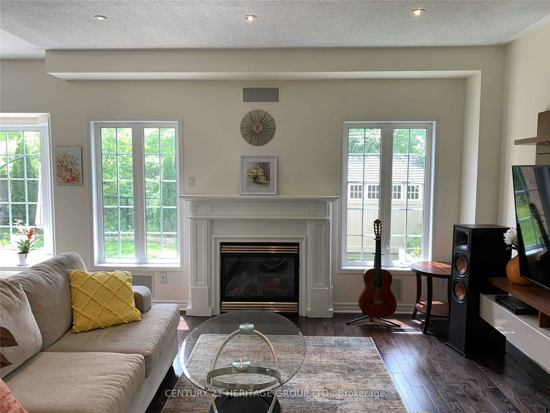 145 Old Colony Road, Richmond Hill, ON, L4E 5C7 - 3