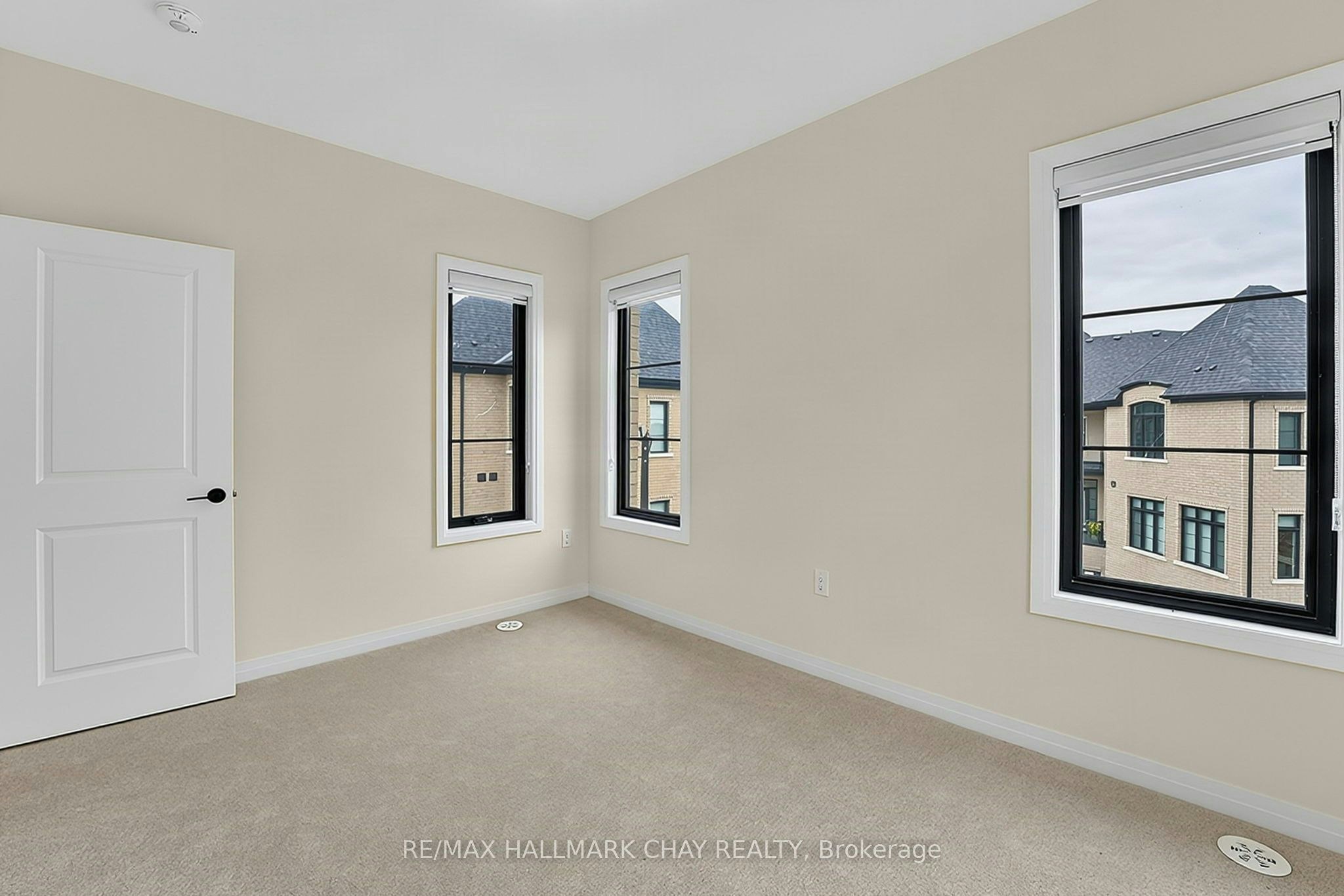 121 De La Roche Drive, Vaughan, ON, L4H 5A3 - 19