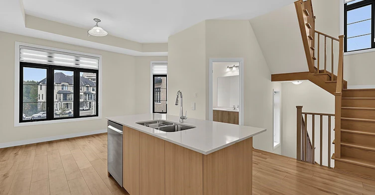 121 De La Roche Drive, Vaughan, ON, L4H 5A3 - 8