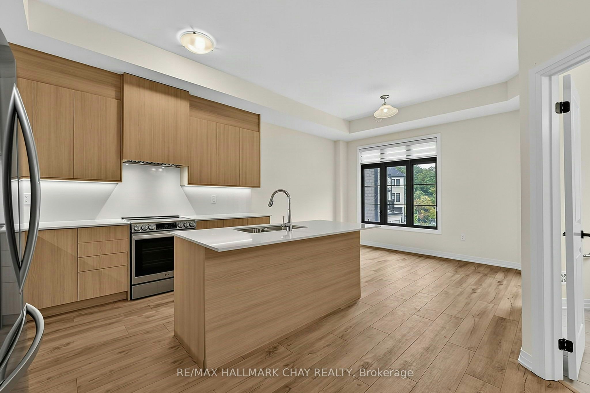 121 De La Roche Drive, Vaughan, ON, L4H 5A3 - 5