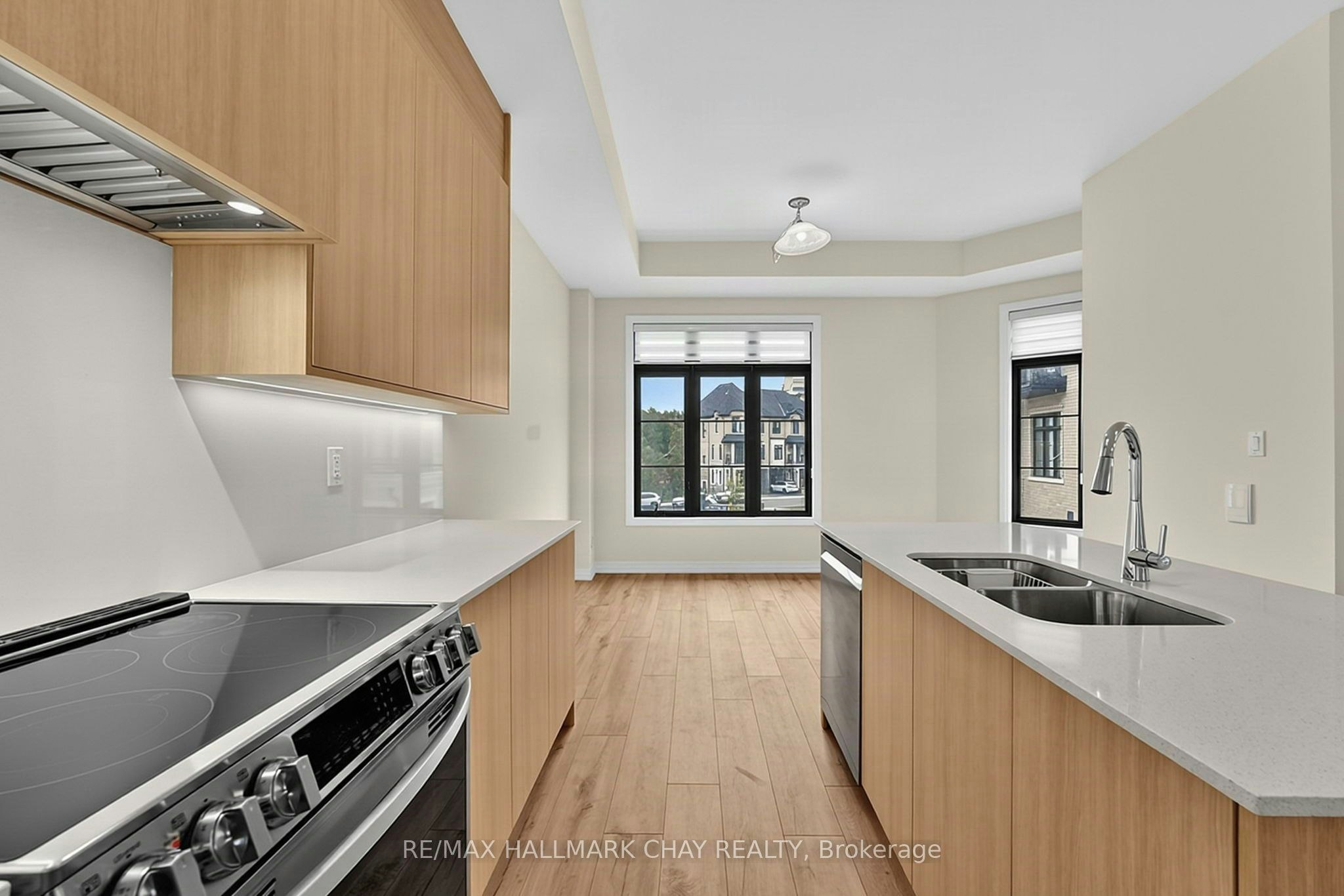 121 De La Roche Drive, Vaughan, ON, L4H 5A3 - 9