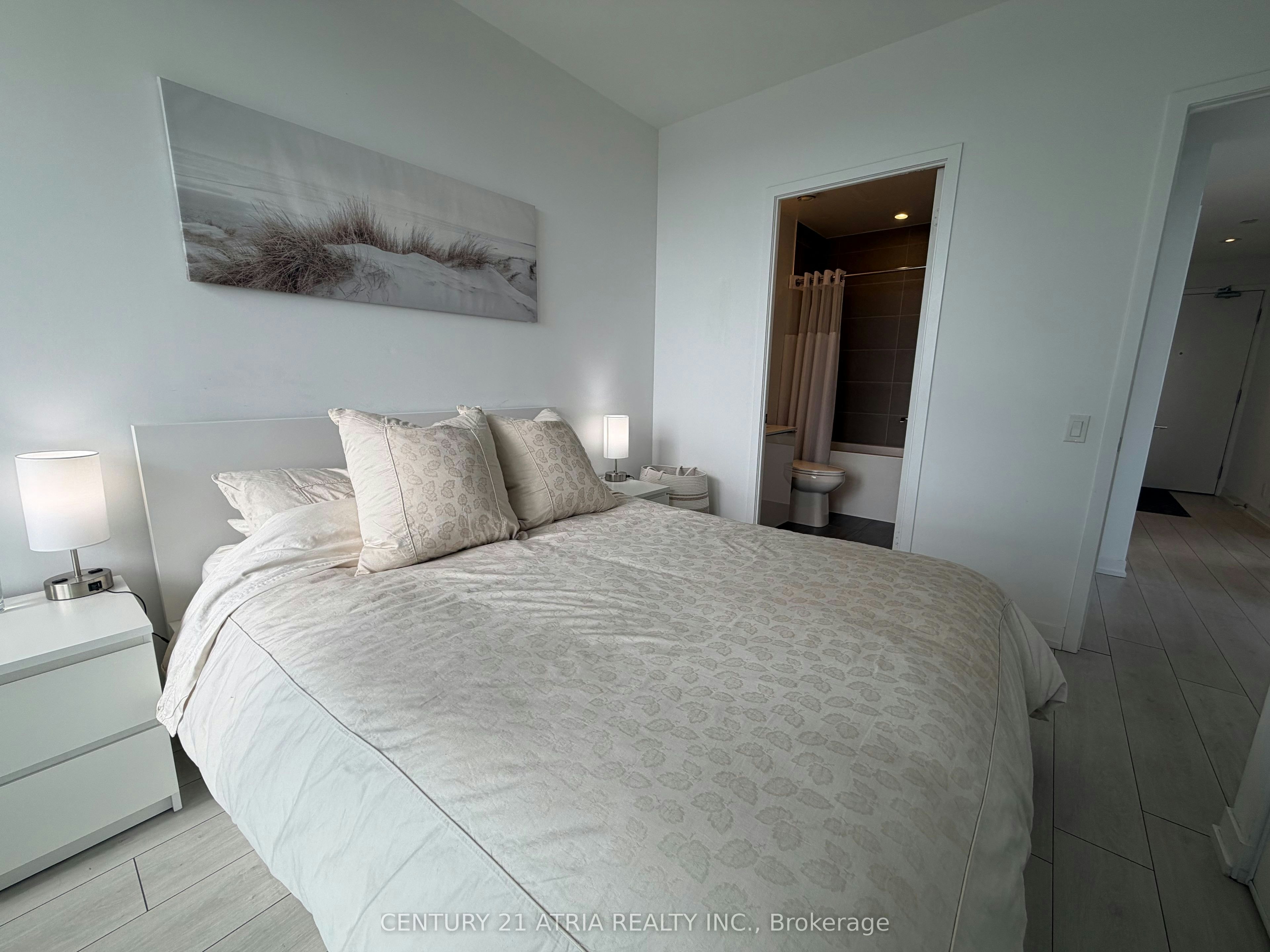 2303-898 Portage Parkway, Vaughan, ON, L4K 0J6 - 7