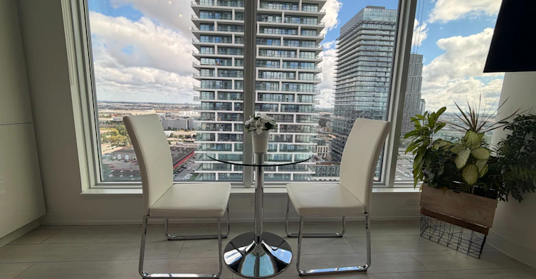 2303-898 Portage Parkway, Vaughan, ON, L4K 0J6 - 5