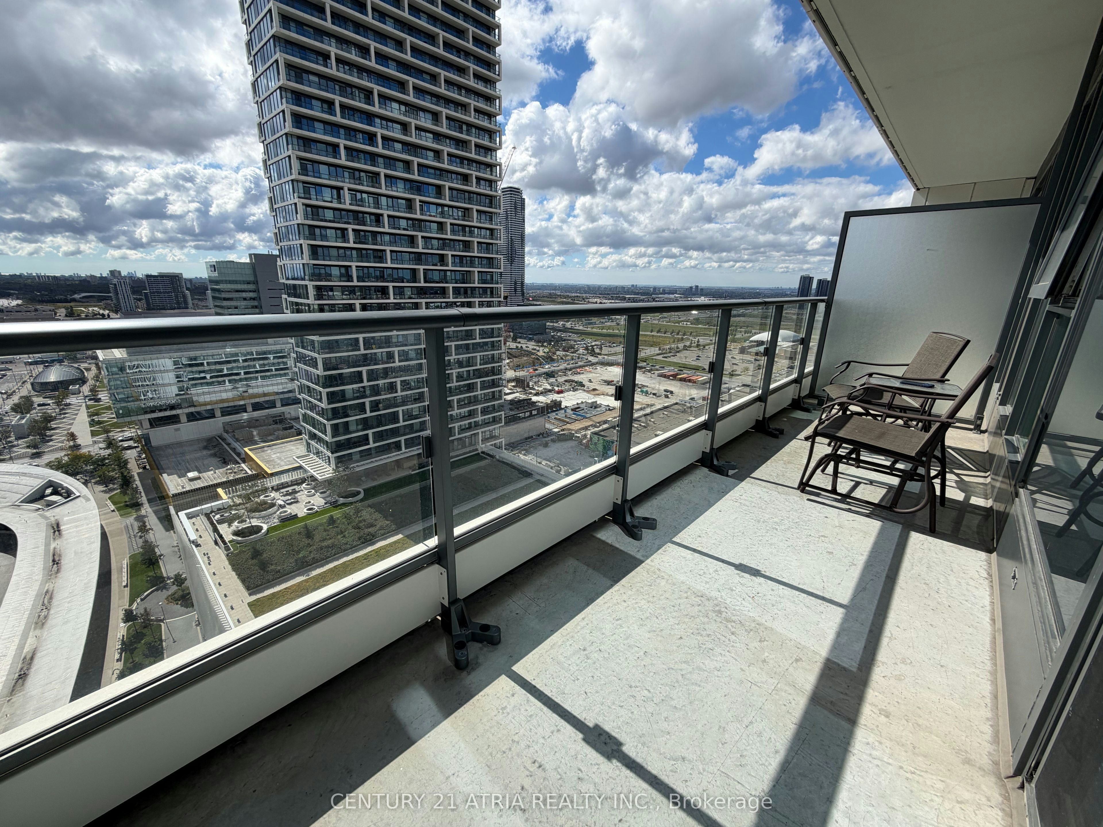 2303-898 Portage Parkway, Vaughan, ON, L4K 0J6 - 12