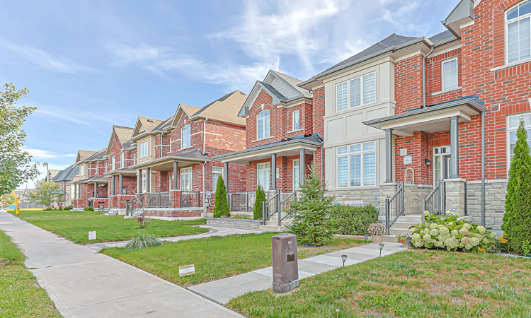 27 Beechborough Crescent