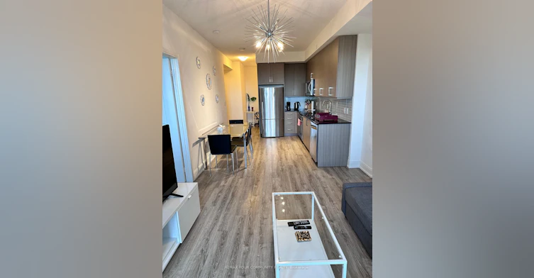 807B-9600 Yonge Street, Richmond Hill, ON, L4C 0X3 - 3