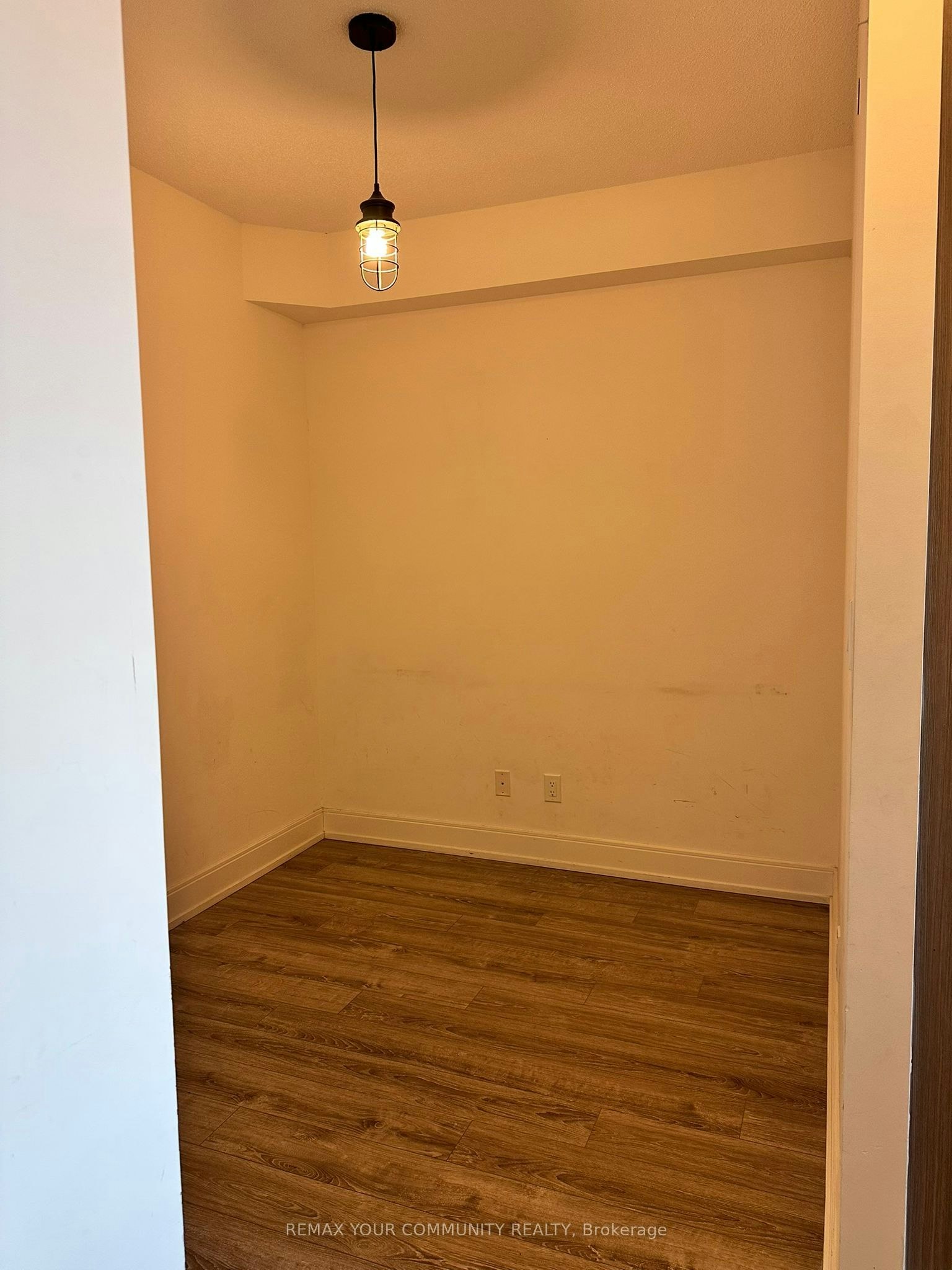 807B-9600 Yonge Street, Richmond Hill, ON, L4C 0X3 - 9