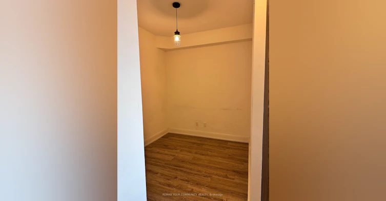 807B-9600 Yonge Street, Richmond Hill, ON, L4C 0X3 - 9