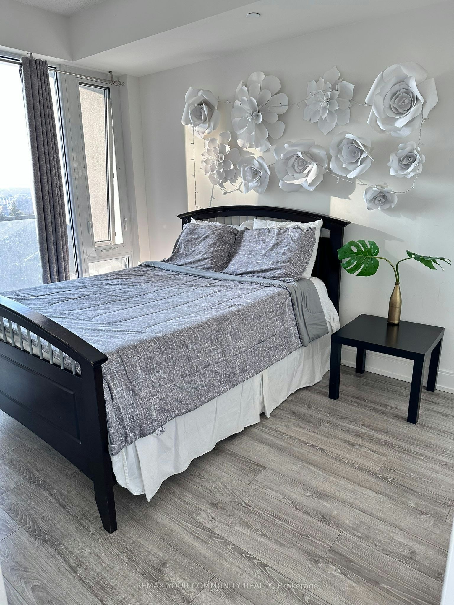 807B-9600 Yonge Street, Richmond Hill, ON, L4C 0X3 - 11