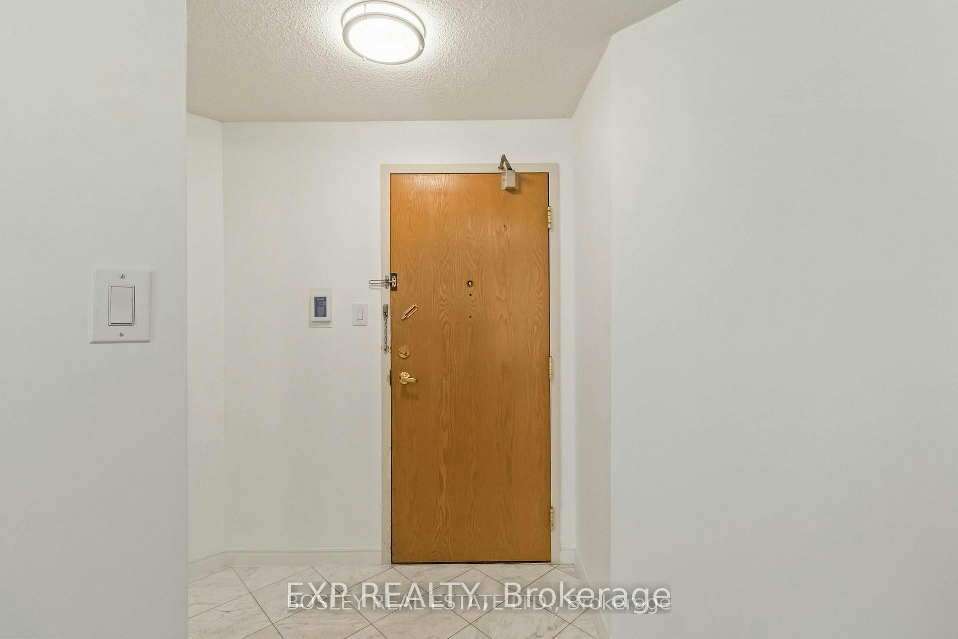 206-7250 Yonge Street, Vaughan, ON, L4J 7X1 - 5