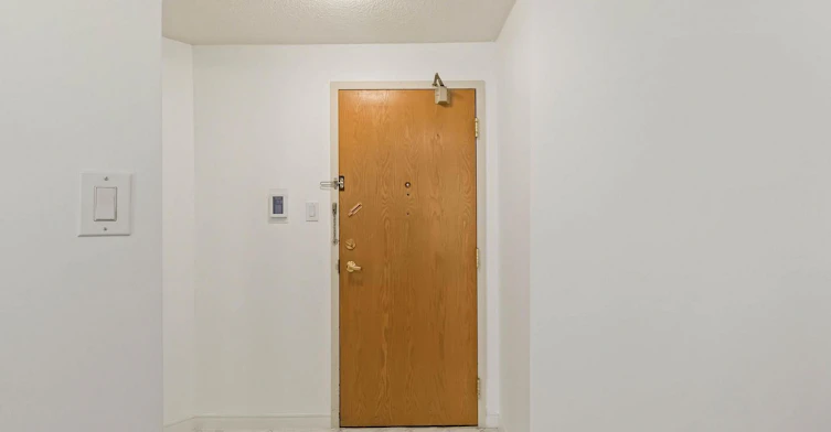 206-7250 Yonge Street, Vaughan, ON, L4J 7X1 - 5