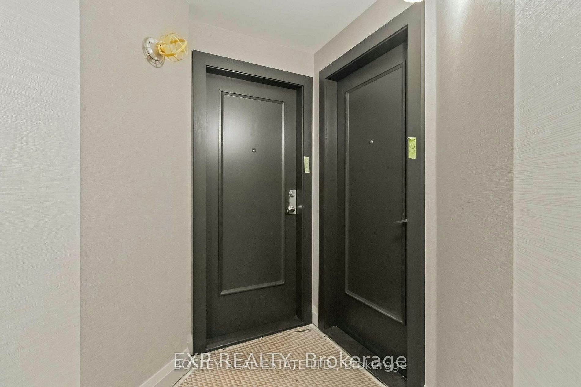 206-7250 Yonge Street, Vaughan, ON, L4J 7X1 - 4