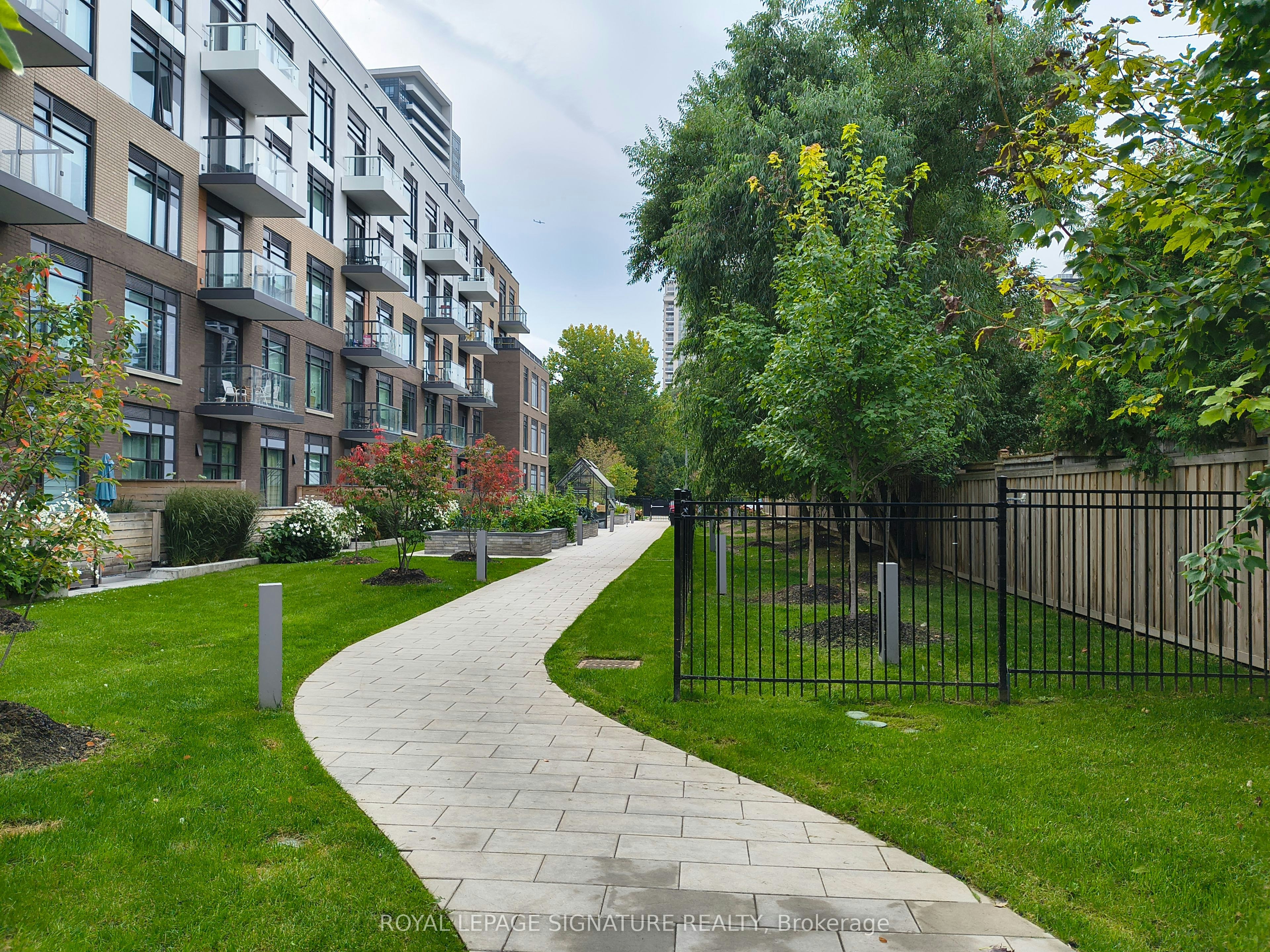 C701-8 Beverley Glen Boulevard, Vaughan, ON, L4J 0L5 - 22