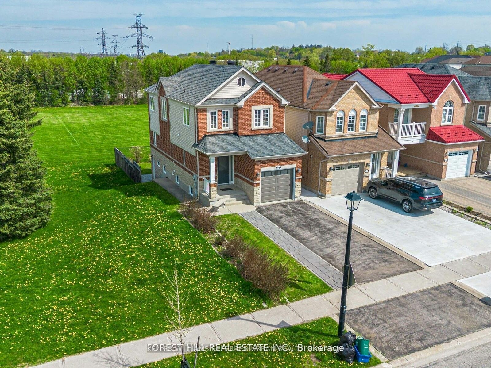614 Mcbean Avenue N, Newmarket, ON, L3X 2L5