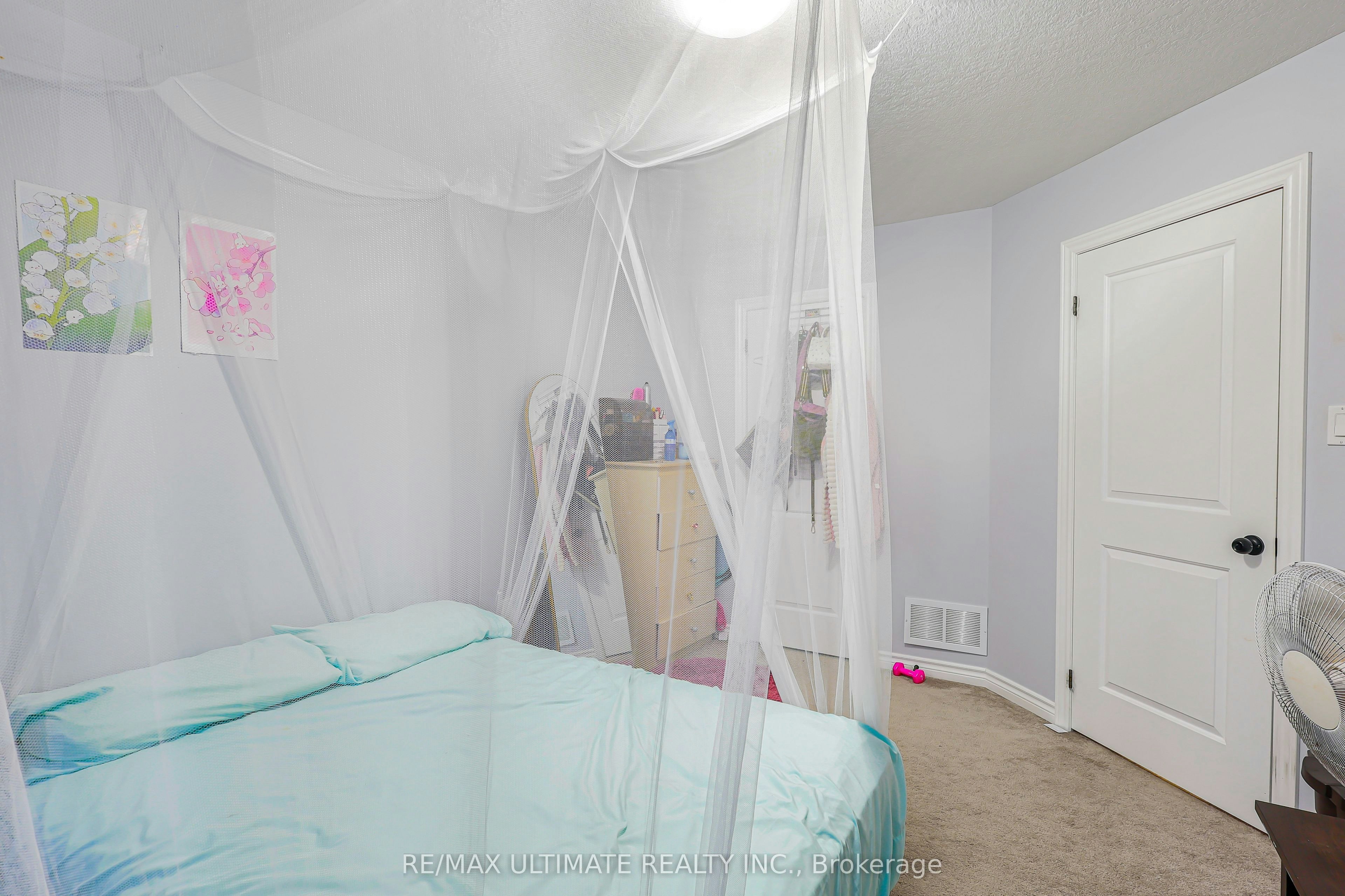 Upper-42 Walker Boulevard, New Tecumseth, ON, L9R 0N2 - 26