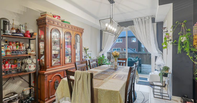 Upper-42 Walker Boulevard, New Tecumseth, ON, L9R 0N2 - 12