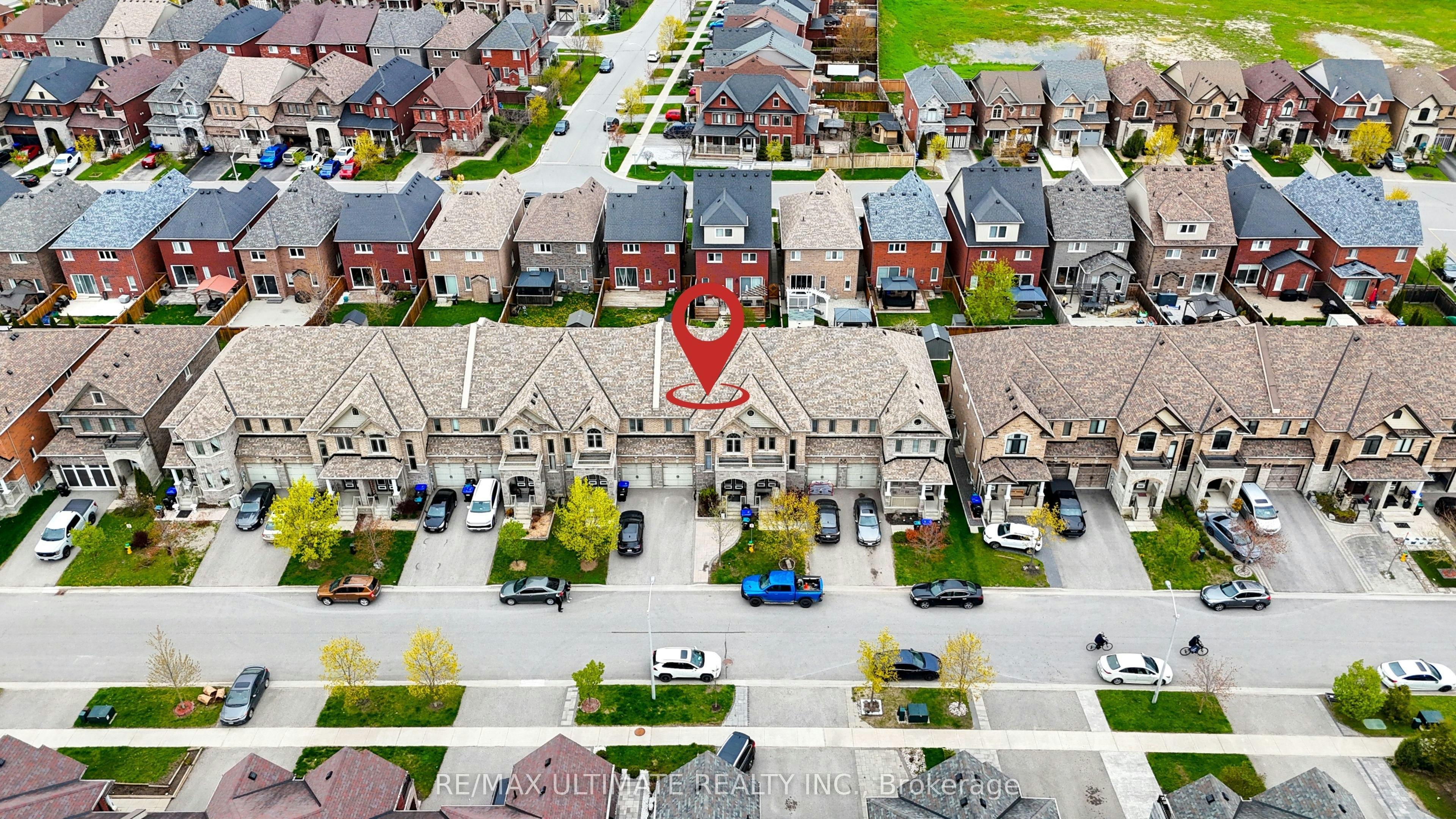 Upper-42 Walker Boulevard, New Tecumseth, ON, L9R 0N2 - 2