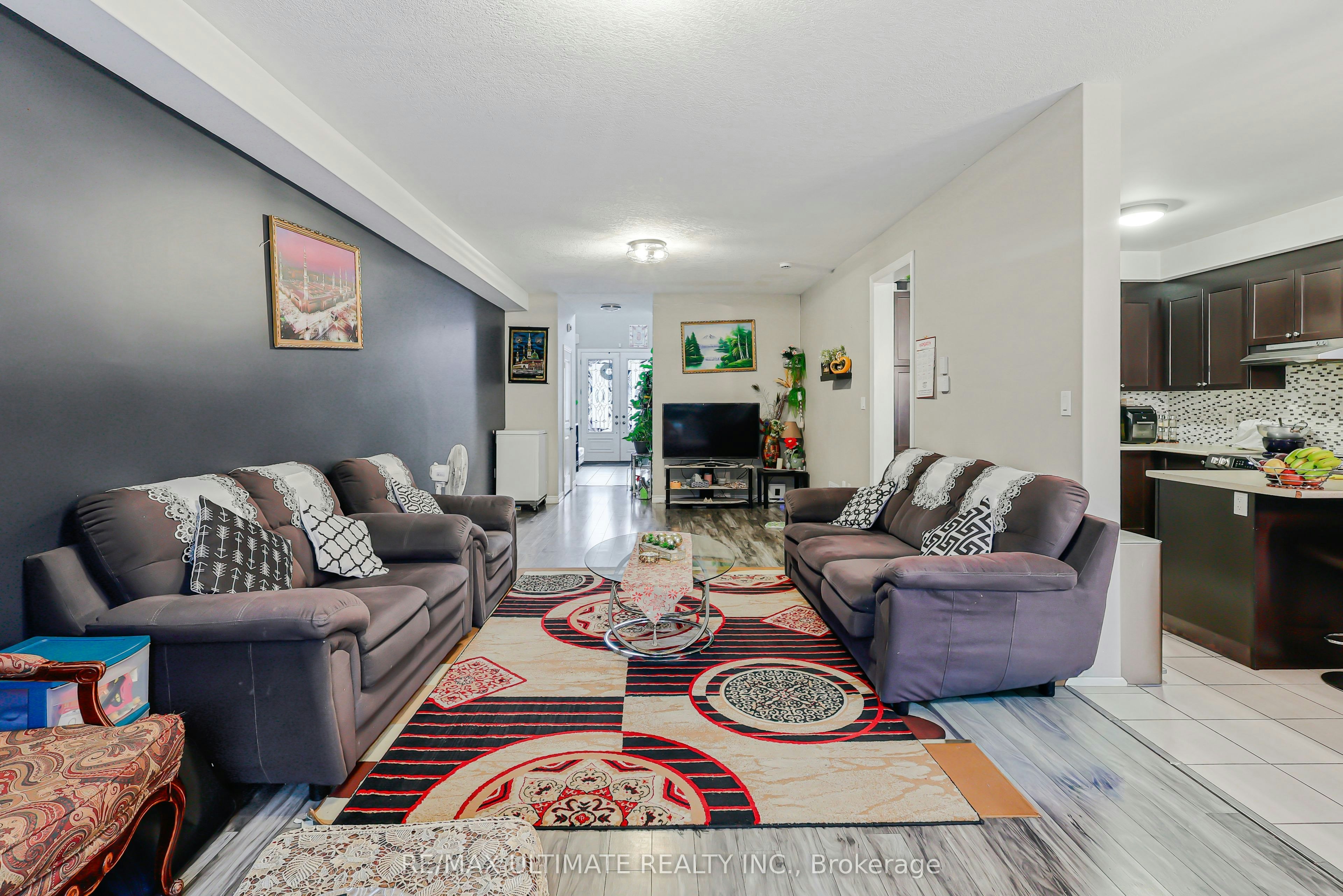 Upper-42 Walker Boulevard, New Tecumseth, ON, L9R 0N2 - 9