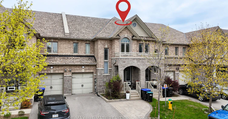Upper-42 Walker Boulevard, New Tecumseth, ON, L9R 0N2