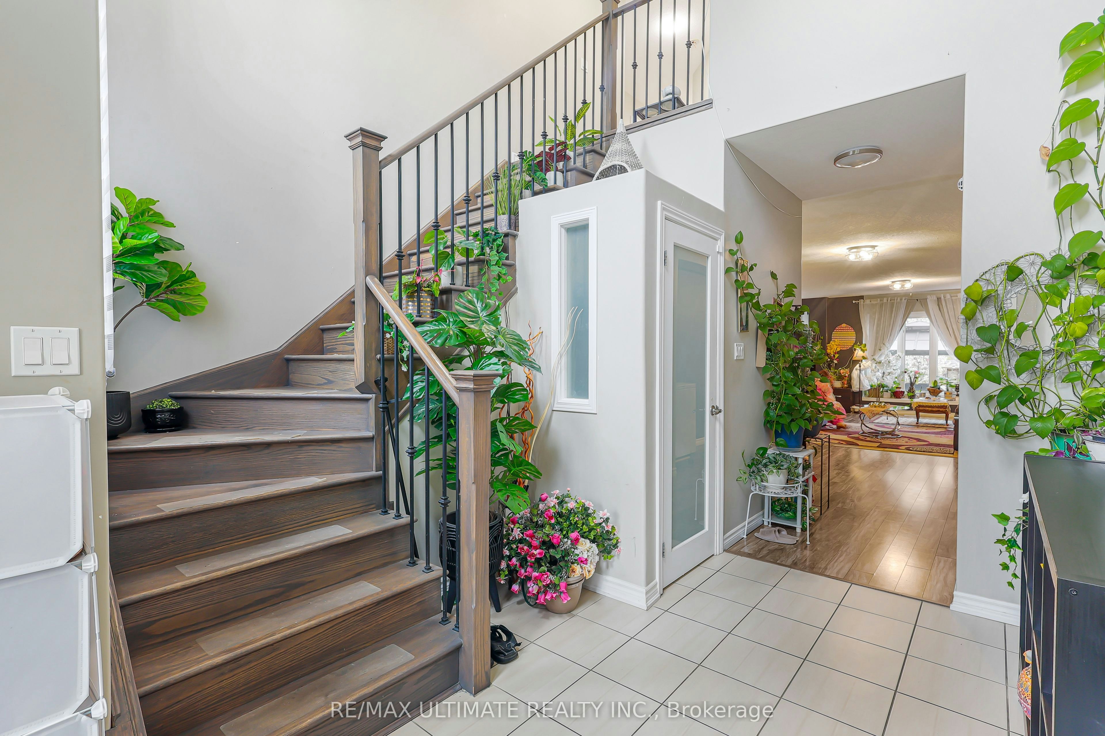 Upper-42 Walker Boulevard, New Tecumseth, ON, L9R 0N2 - 4