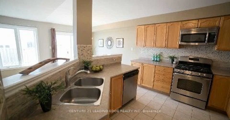 52 Apple Tree Crescent, Uxbridge, ON, L9P 2A7 - 4