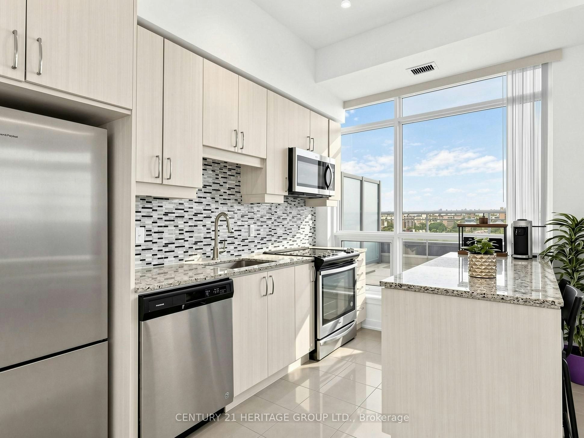 815-9205 Yonge Street, Richmond Hill, ON, L4C 1V5 - 13