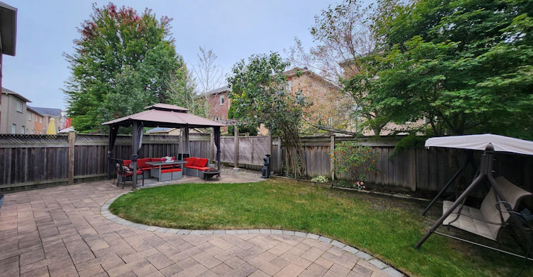 28 Usherwood Street, Aurora, ON, L4G 7X8 - 18