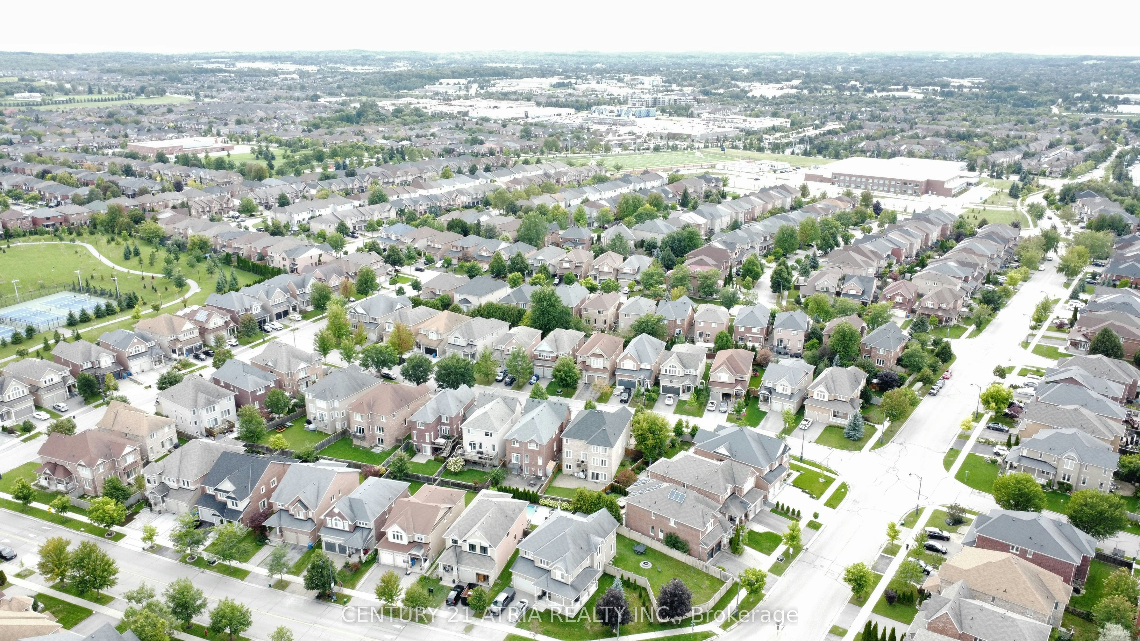 28 Usherwood Street, Aurora, ON, L4G 7X8 - 3